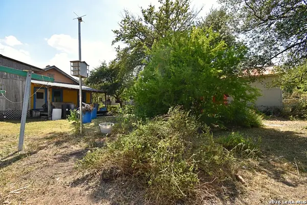 235 Kayton Ave, San Antonio, TX 78210
