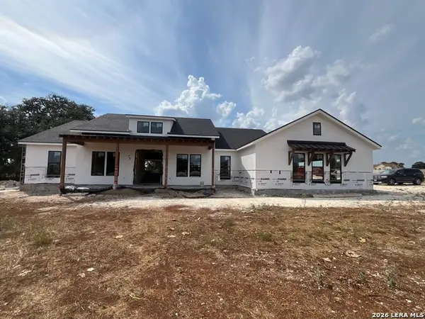 213 Lucky Ridge, Bandera, TX 78003