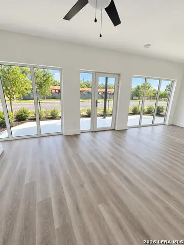 2619 S Flores St #5, San Antonio, TX 78204 - #3