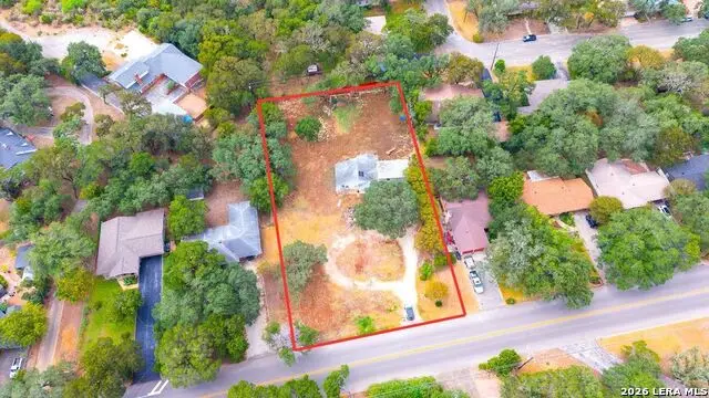 933 Fredericksburg Rd, New Braunfels, TX 78130 - #2