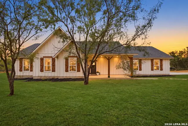 351 Private Road 6623, Devine, TX 78016 - #1
