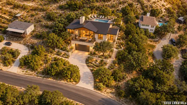 340 Ledgeview Dr, Canyon Lake, TX 78133