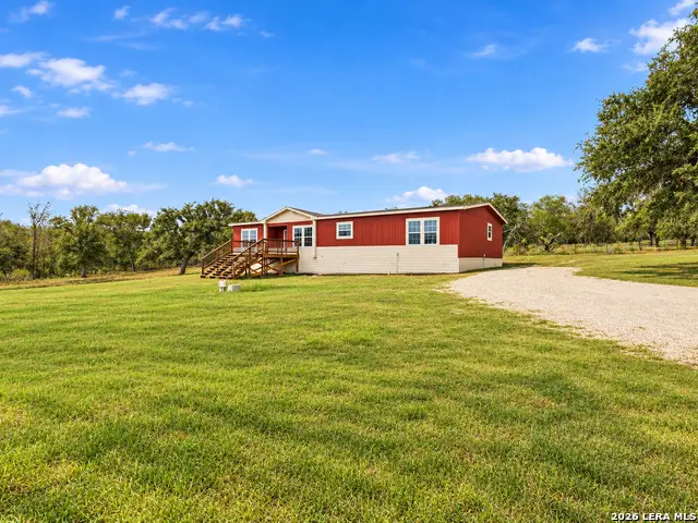 2189 Hickory Forrest Dr, Seguin, TX 78155 - #1