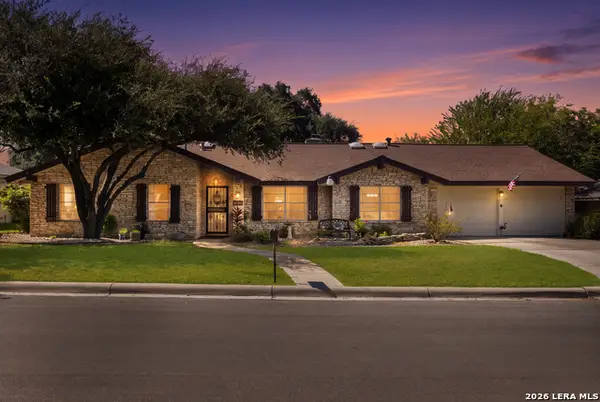 626 Sunhaven Dr, Windcrest, TX 78239