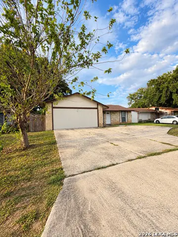 9311 Cliff Point Dr., San Antonio, TX 78250 - #2