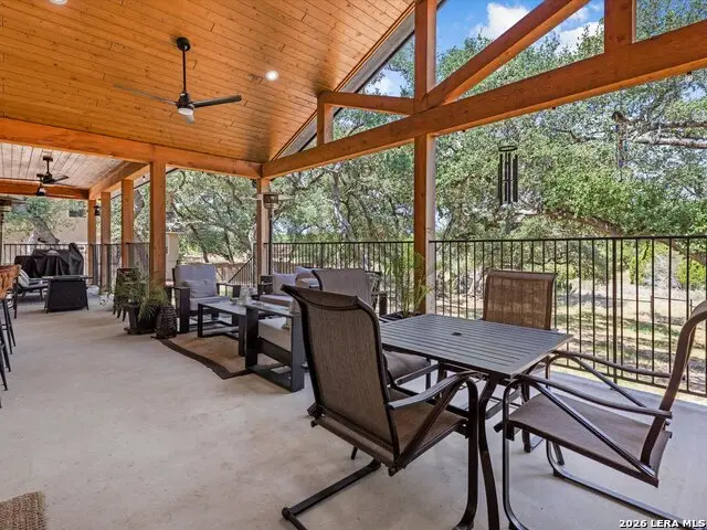 210 Falling Hls, New Braunfels, TX 78132 - #3