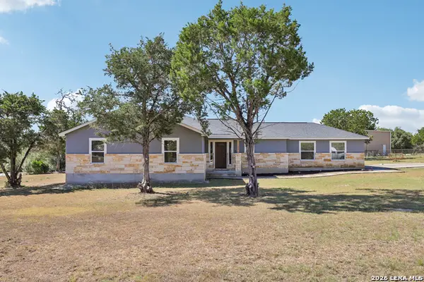 148 Oak Bend Dr, Bandera, TX 78003