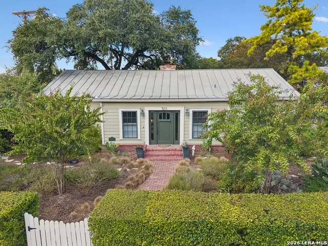 301 Parland Pl, San Antonio, TX 78209 - #3