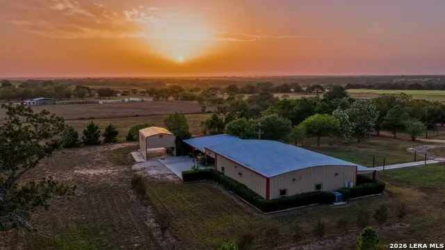 331 County Road 423, Stockdale, TX 78160 - #2