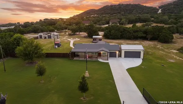 526 Cheyenne Trl, Pipe Creek, TX 78063