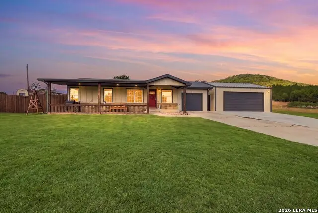 526 Cheyenne Trl, Pipe Creek, TX 78063 - #3