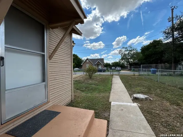 239 Apperson Ave, San Antonio, TX 78207 - #2