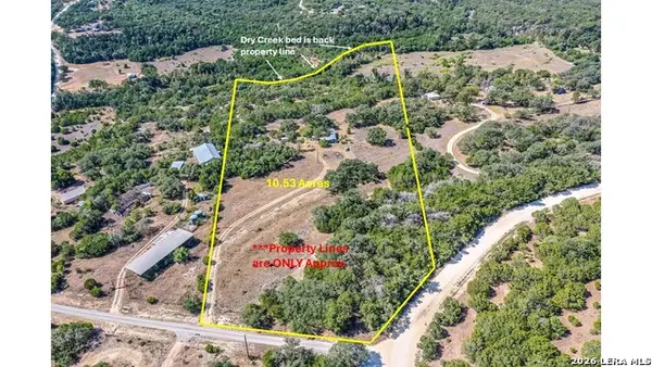 100 Red Rock Rd, Blanco, TX 78606