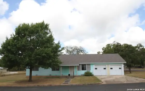 610 N Pine St, Fredericksburg, TX 78624