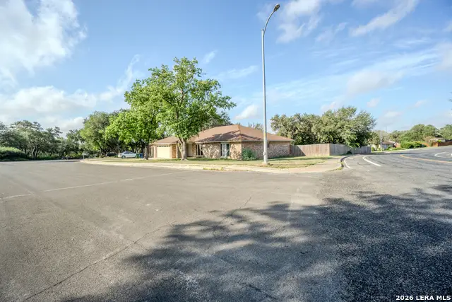 8426 Oak Post St, San Antonio, TX 78251 - #3