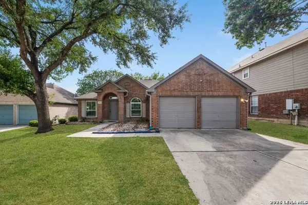 6514 Fontana Pt, San Antonio, TX 78240