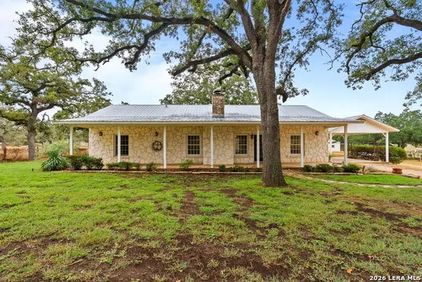 5466 Fm 3335, Stockdale, TX 78160