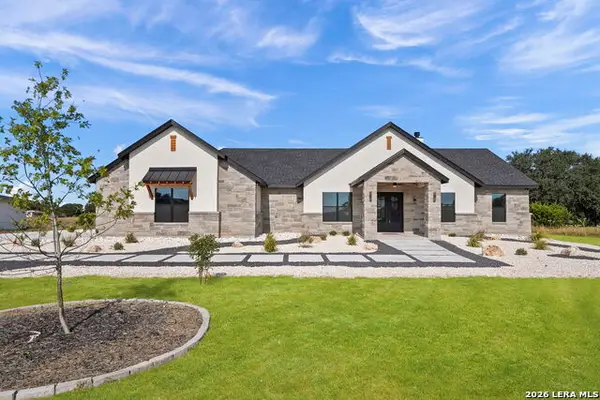 344 Buckskin Trail, Bandera, TX 78003