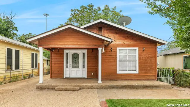 202 E Lubbock, San Antonio, TX 78204 - #1