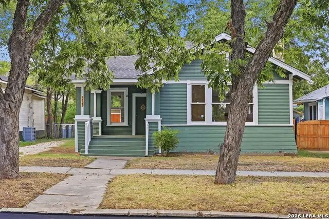 1122 W Mulberry, San Antonio, TX 78201 - #1
