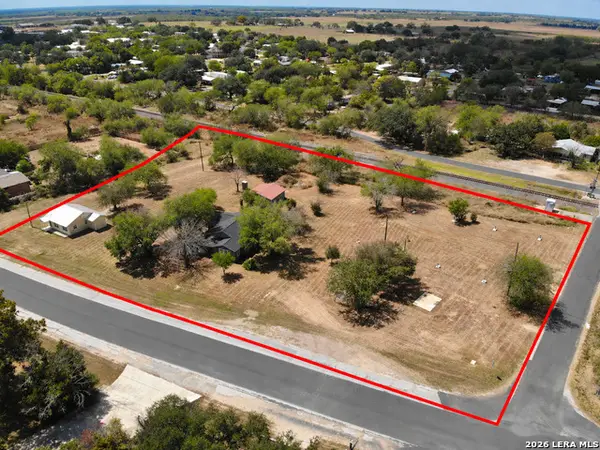 255 San Antonio Ave, Leming, TX 78064