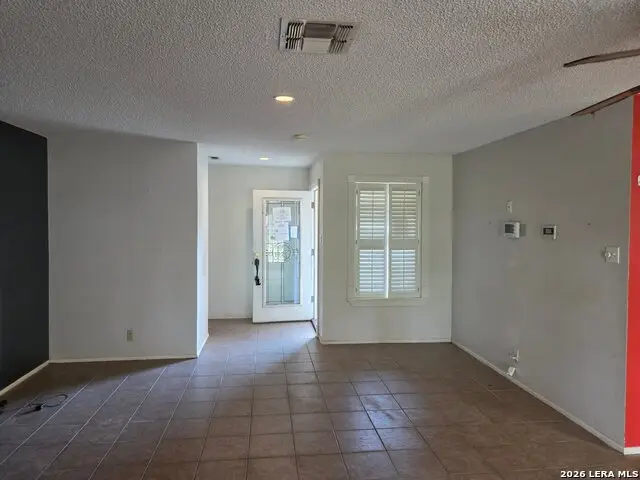 512 High Meadow, Pleasanton, TX 78064 - #2