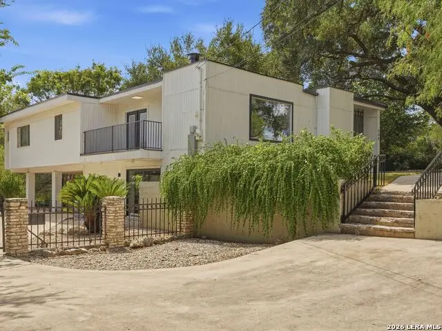 568 W Quill Drive, San Antonio, TX 78228 - #2