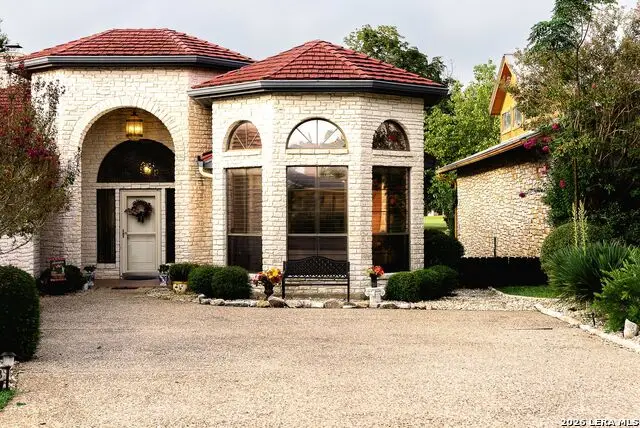 523 Oakland Hills Ln, Kerrville, TX 78028 - #3