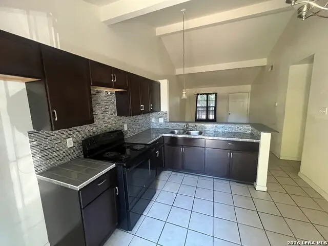5919 Fairmeade St, San Antonio, TX 78242 - #2