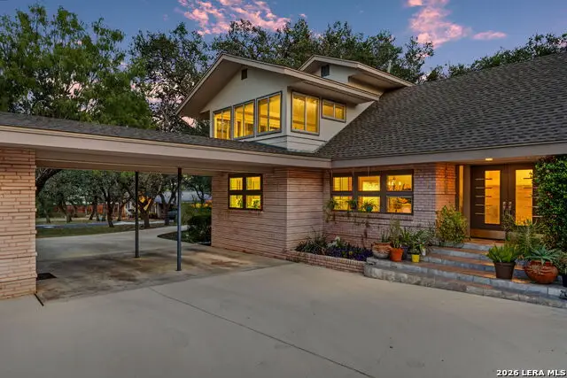 106 Mecca Dr, Hollywood Park, TX 78232 - #1