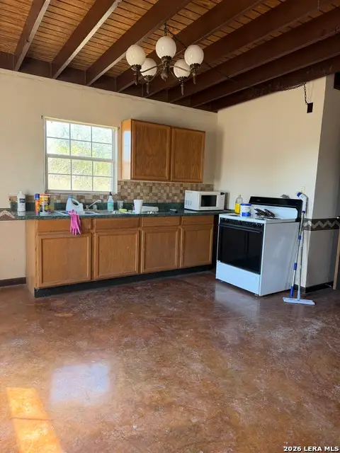 9524 N Us Highway 83, Uvalde, TX 78801 - #3