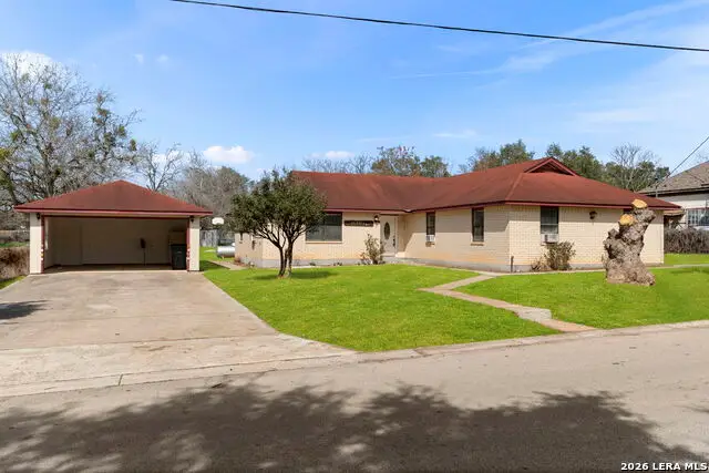 105 East St, Stockdale, TX 78160 - #1