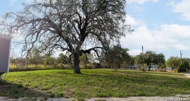 937 County Road 7711, Devine, TX 78016 - #2