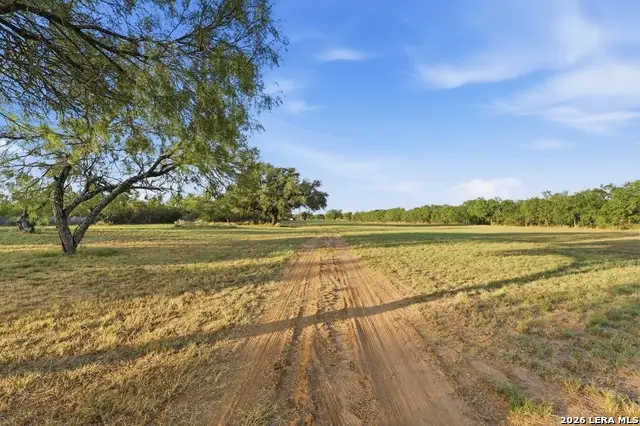 1415 Vaness, Poteet, TX 78065 - #3