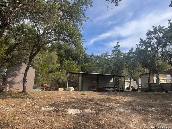 772 Rambling Dr, Canyon Lake, TX 78133
