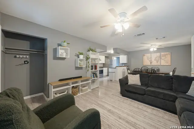 5126 Village Path, San Antonio, TX 78218 - #2