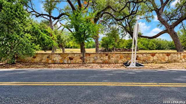 22334 Scenic Loop Rd, San Antonio, TX 78255 - #3