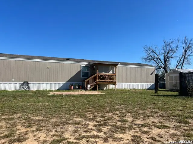 720 Sanches Ave, Pleasanton, TX 78064 - #1