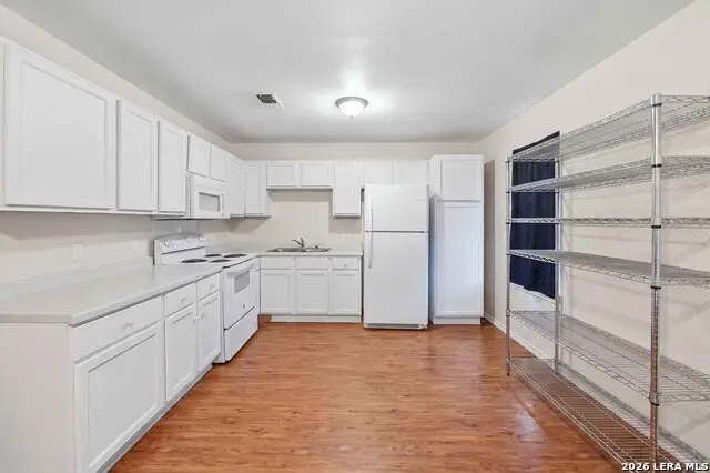 610 Virginia Blvd, San Antonio, TX 78203 - #2