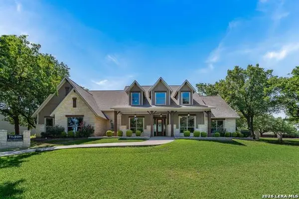 3512 Comanche Trace Dr, Kerrville, TX 78028