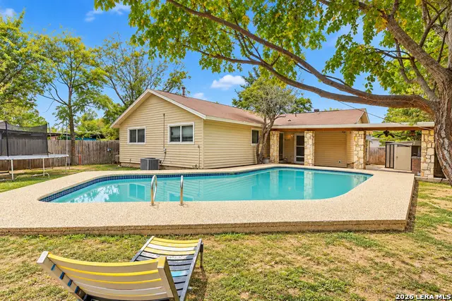 1563 Beverly Ann St, San Antonio, TX 78224 - #2