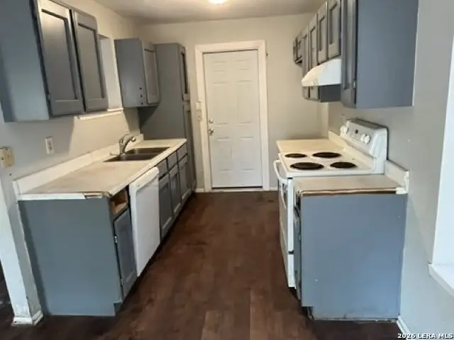7355 Montgomery Dr, San Antonio, TX 78239 - #2