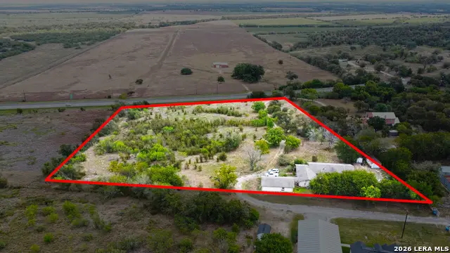 1629 N Colorado St, Lockhart, TX 78644 - #1
