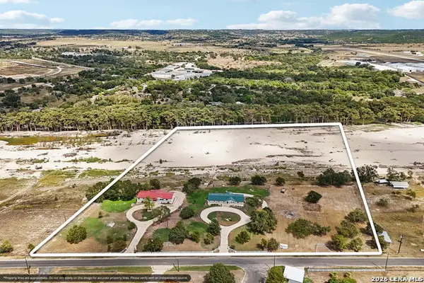 250&256 Wharton Rd, Kerrville, TX 78028