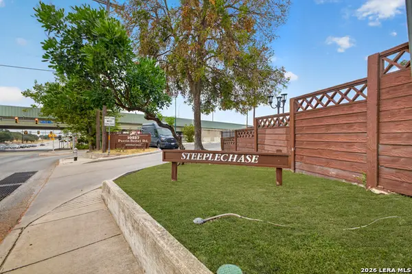 10527 Perrin Beitel Rd #209A, San Antonio, TX 78217