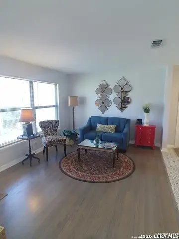 715 Edgebrook Ln, San Antonio, TX 78213 - #3