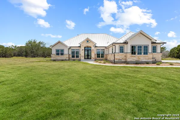 3828 Palomino Spgs, Bandera, TX 78003