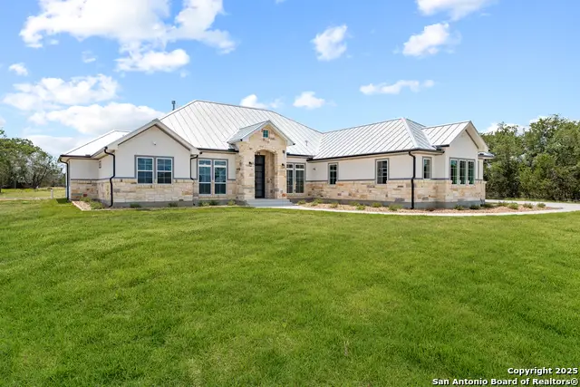 3828 Palomino Spgs, Bandera, TX 78003 - #3
