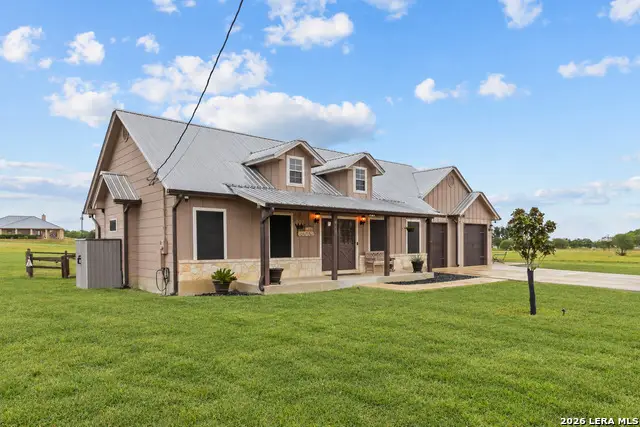 445 Spanish Grant Cir, Bandera, TX 78003 - #2