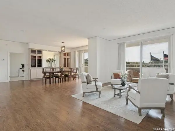1 Towers Park Ln #317, San Antonio, TX 78209
